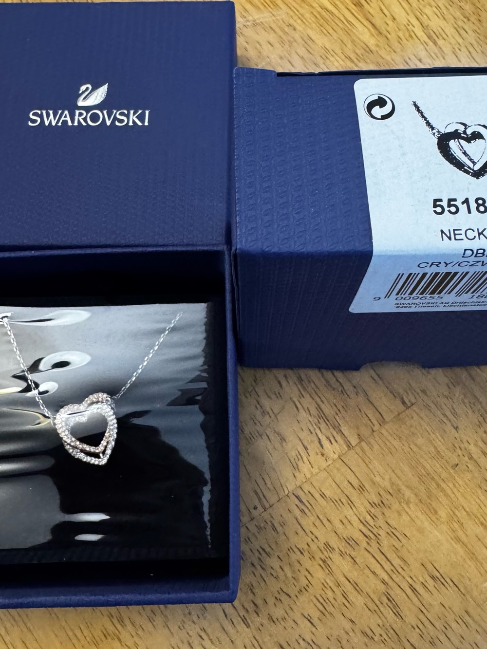 NIB Swarovski Hyperbola Intertwined Double Heart Necklace 5518868 Mixed Metal